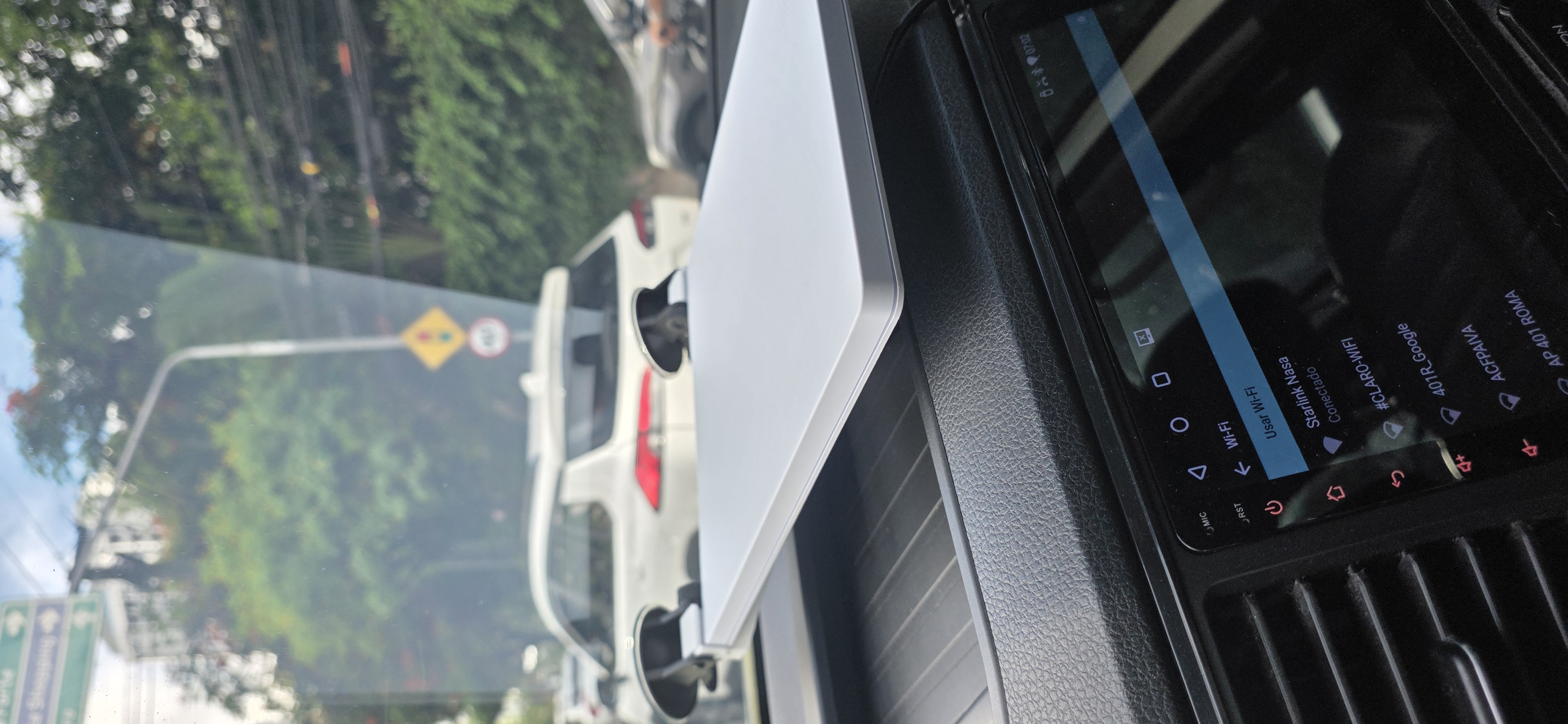 Suporte Automotivo Interno para StarLink Mini – Segurança e Performance - Miniatura 6